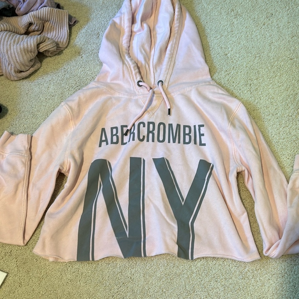 Cropped hoodie